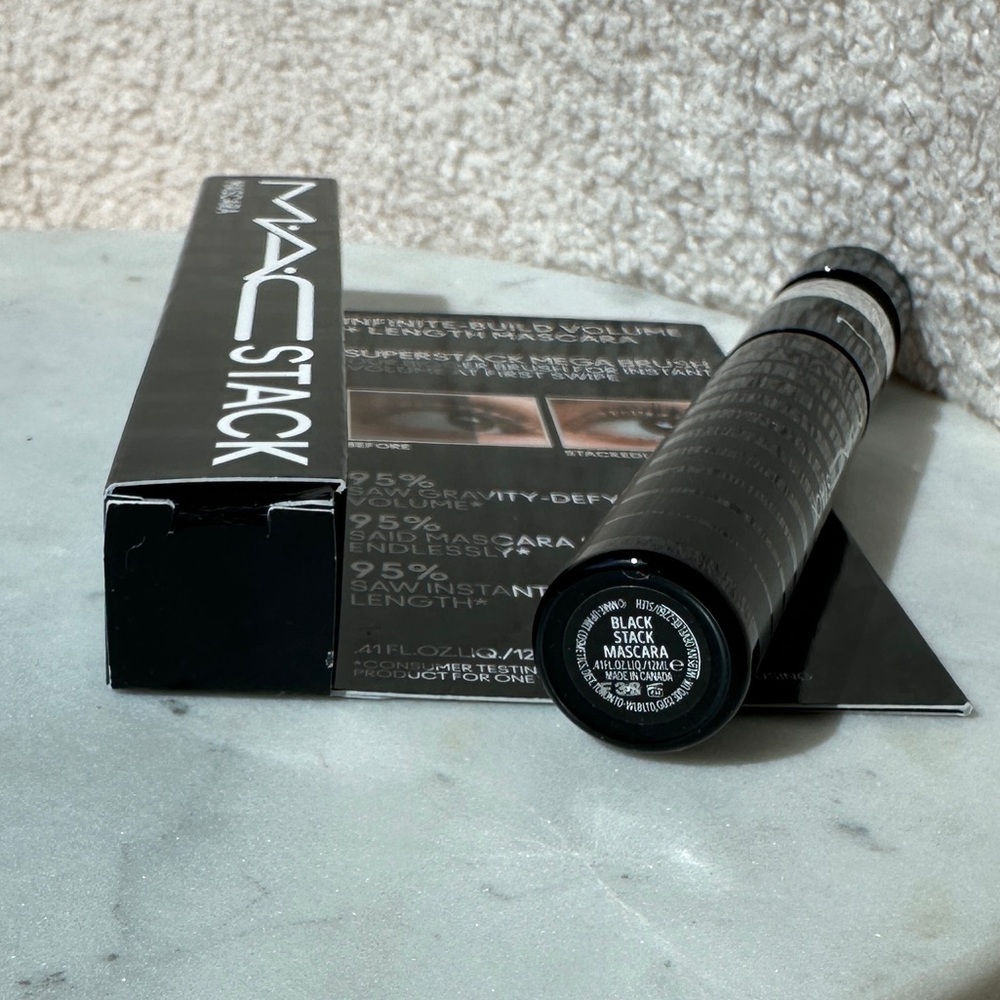 NEW MAC Cosmetics Macstack Mascara Superstack | Black Mega Brush - Picture 6 of 10